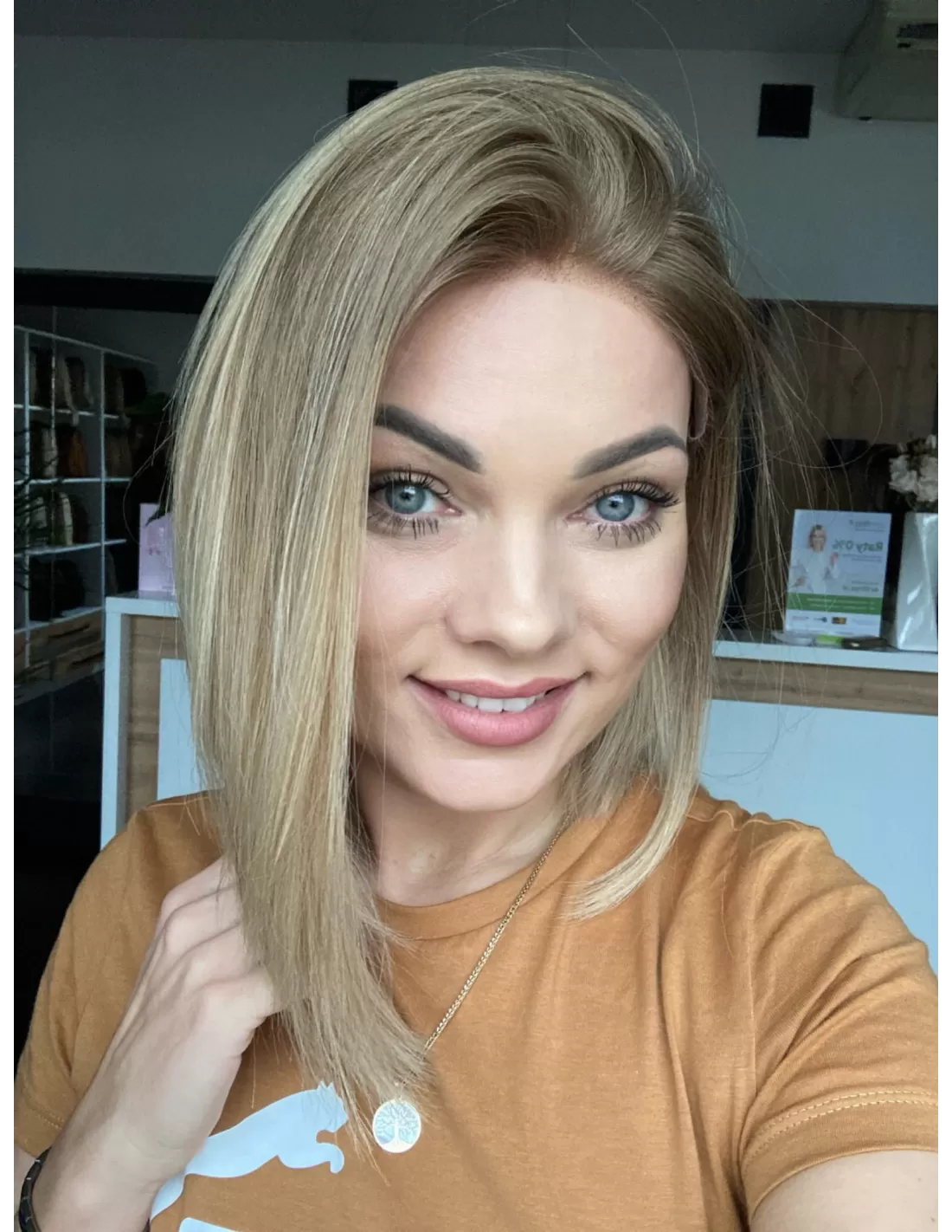 Cieniowana fryzura do ramion